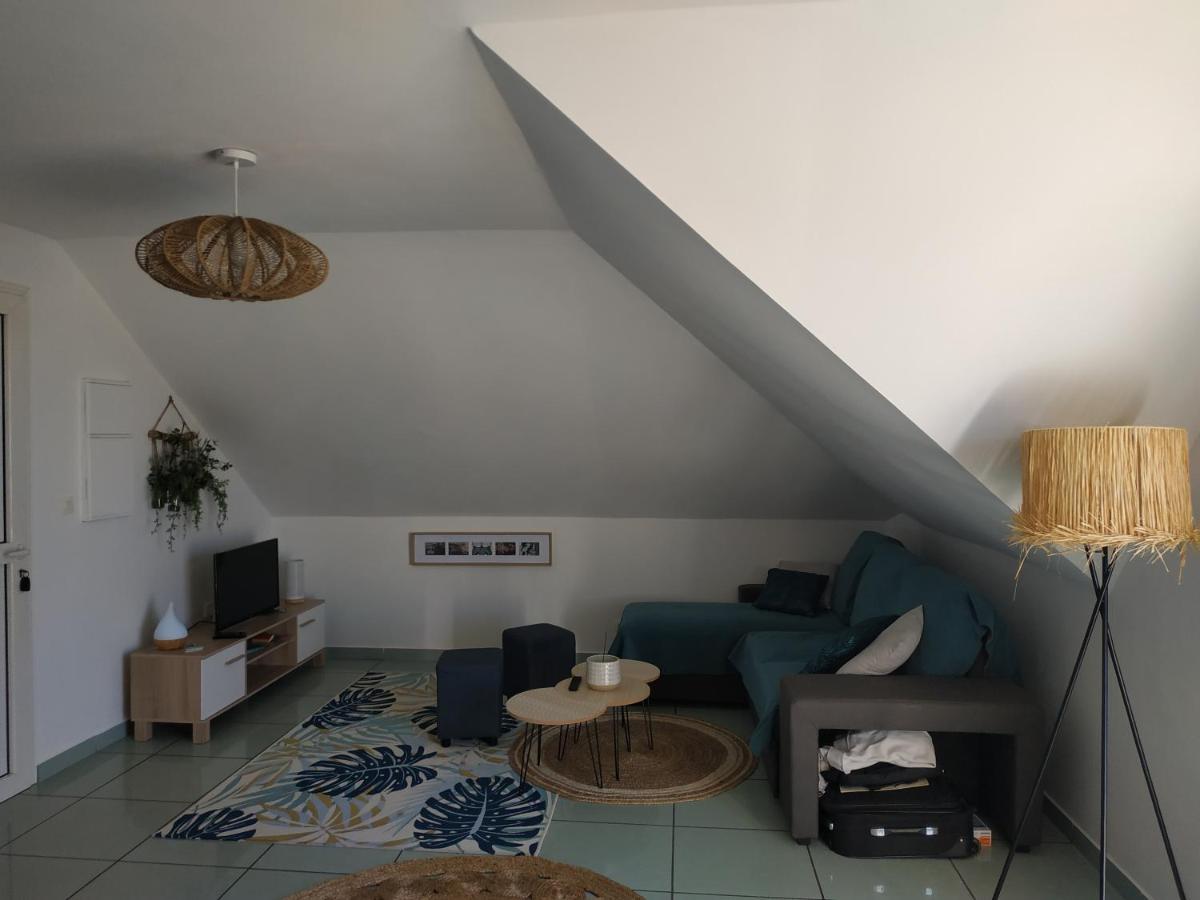 L'Echappee Belle Apartment Сен-Пиер Екстериор снимка